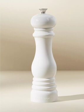 Le Creuset White Salt Mill